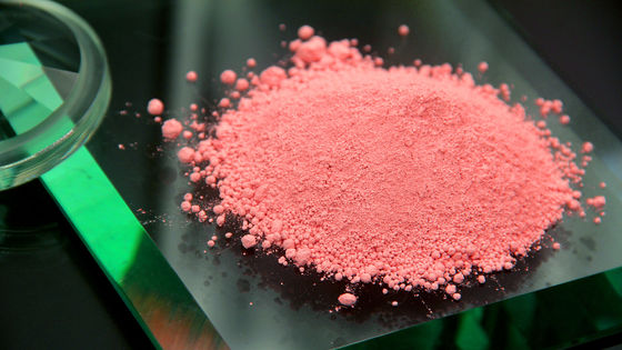 Serbuk polishing kaca untuk mesin pengolahan kaca menggunakan warna merah
