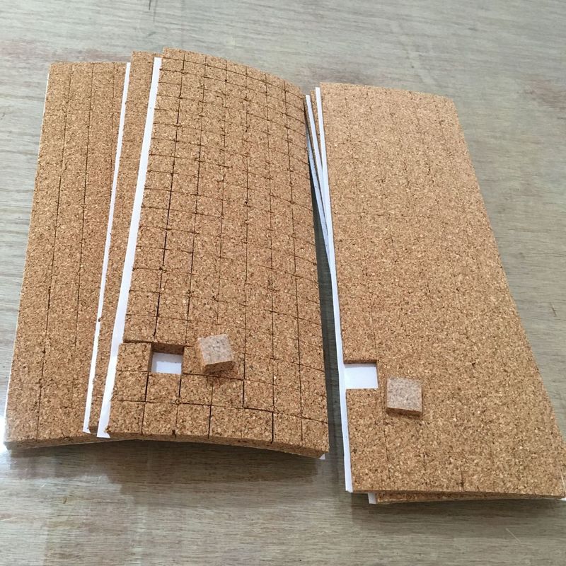 Multi-Purpose Self Adhesive Cork Pads Square Adhesive Untuk Kebutuhan Anda