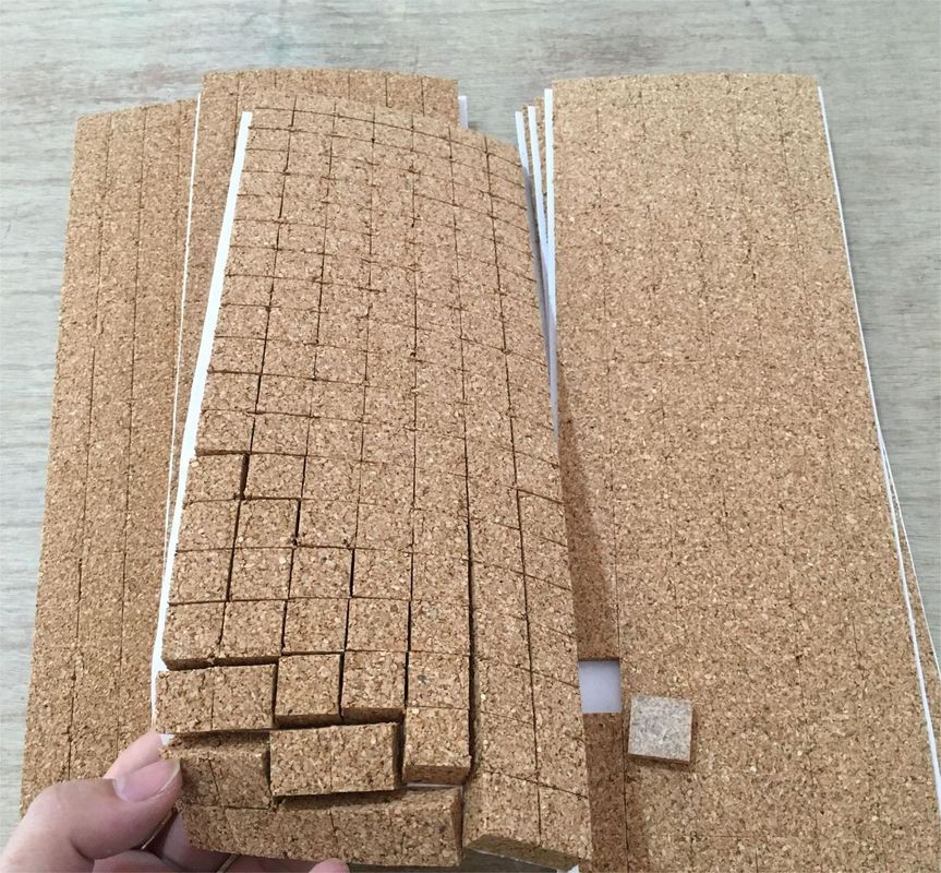 Perlindungan permukaan furnitur dengan bantalan gabus lengket alami 1/8 inci tebal
